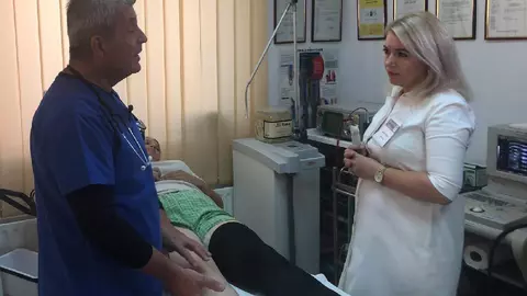 Ce trebuie să știi despre operația de varice. Prof Univ Dr Mircea Pătruț vorbește despre complicațiile provocate de varicele netratate