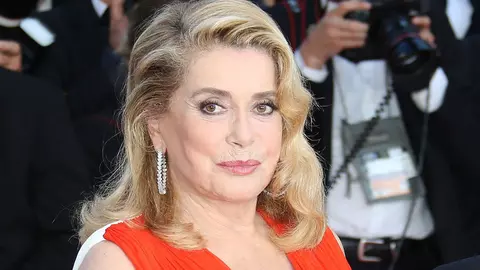 Actrița Catherine Deneuve, recuperare lentă după accidentul vascular suferit
