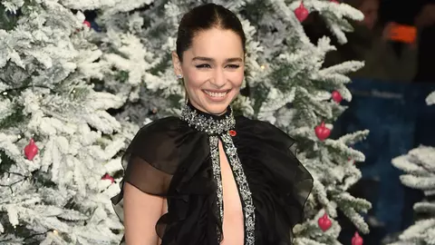 Emilia Clarke, constrânsă să filmeze scene nud pentru serialul „Game of Thrones'': „Voi plânge în baie apoi mă voi întoarce și voi filma''