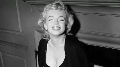 Ce operații estetice a suferit Marilyn Monroe?