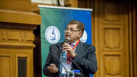 Coronavirus: 3 declarații făcute de Prof. Univ. Dr. Alexandru Rafila care TE INTERESEAZĂ!