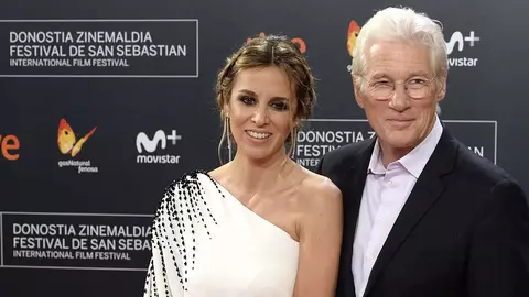 Richard Gere va deveni tată pentru a treia oară la 70 de ani! Soția lui este însărcinată în trei luni!