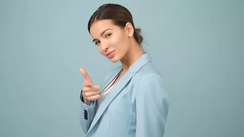 Cele mai importante accesorii din ținuta unei femei de succes