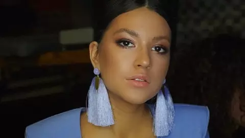 Cleopatra Stratan, decolteu amețitor! Cum va apărea adolescenta în ultimul ei videoclip?