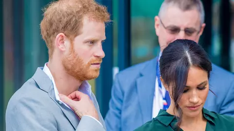 Aproape 4 mii de oameni au semnat o petiție pentru ca prințului Harry și lui Meghan Markle să le fie înlăturate titlturile regale