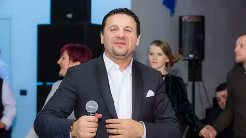 A băut vinul cu borcanul și rachiul cu sticla în cea mai cruntă perioadă a vieții lui. Nicu Paleru: "La 37 de ani am pierdut tot"