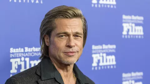 Brad Pitt, Benjamin Button în viața de zi cu zi. Actorul a fost surprins cu un look foarte tineresc