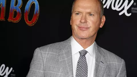 Actorul Michael Keaton și iubita lui, îndrăgostiți de restaurantele din Centrul Vechi
