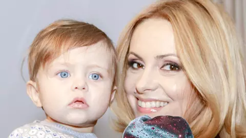 FOTO: Ai văzut cât este de frumos băiețelul Simonei Gherghe?