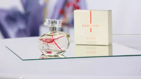 (P) AVON a lansat HERSTORY, primul parfum în colaborare cu Simona Halep