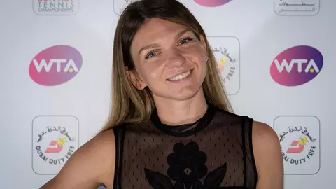 Simona Halep, apariție elegantă la petrecerea jucătoarelor de tenis din Dubai