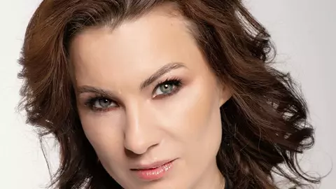 Editorial: Bună, mereu bună...