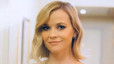 Reese Witherspoon se transformă atunci când bea alcool alături de fiica sa: „Margarita vrea cineva?”