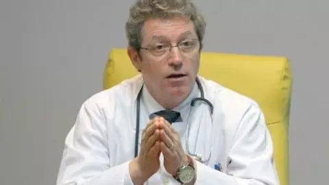 Masca o vom purta până în 2023. Iată explicația medicului Streinu Cercel
