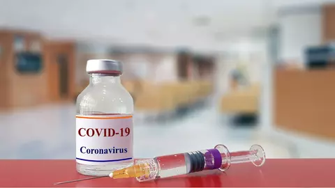 Vaccinurile Pfizer și AstraZeneca: eficacitate de 90% împotriva variantei Delta a noului coronavirus