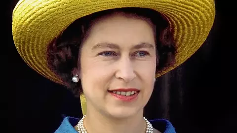 Regina Elisabeta a II-a a împlinit 94 de ani! 10 lucruri pe care nu le știai despre suverană
