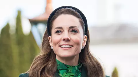 Kate Middleton împrumută jucăriile LEGO ale copiilor ei pentru un videoclip special