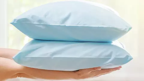 Când și cum trebuie să speli pernele