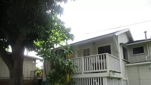 Casa în care a copilărit Barack Obama este, de fapt, o magherniță