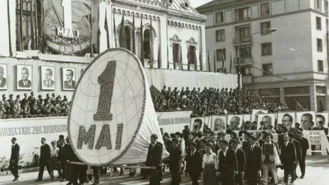 1 Mai – sărbătoarea pe gustul românului... care nu se dă în vânt după muncă