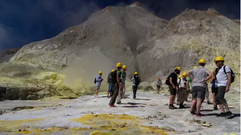 21 de turiști au murit iar ghidul a suferit arsuri imense, într-o călătorie transformată în carnagiu