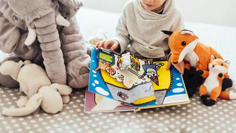 Jucăriile de pluș pentru copii - un cadou distractiv și educativ