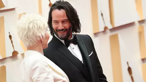I-au confundat mama cu iubita! Cât de frumoasă este mama lui Keanu Reeves