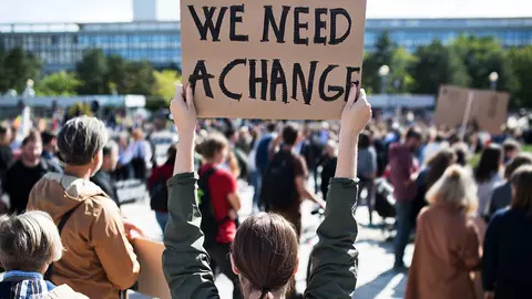 Protestele din SUA ar putea avea consecințe și asupra economiei din România