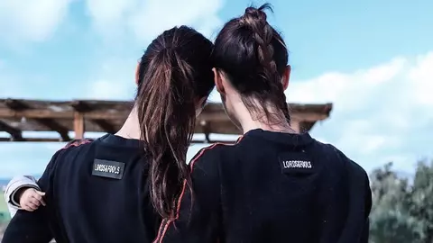 Ce frumoasă este sora lui Catrinel Menghia! Lorena a împlinit recent 32 de ani