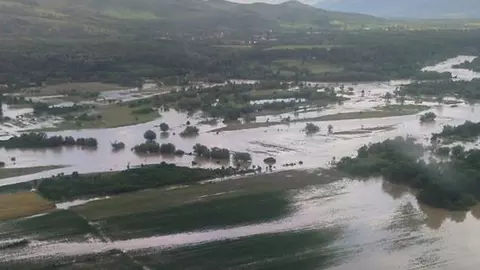 VIITURI ȘI INUNDAȚII CATASTROFALE. România n-a mai trăit teroarea apei din 1970