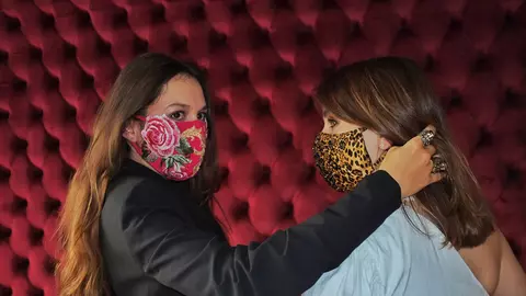Măști de protecție stylish pentru zile... șic