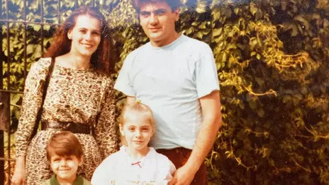 O recunoști? Cine e actrița din imagine? „Cândva, tot într-o vară''