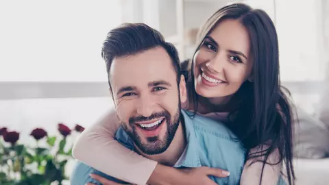 Secretele unei relații de succes! Cât de important este timpul petrecut departe unul de celălalt?
