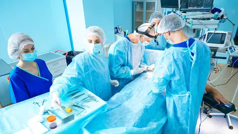 Dr. Nicoleta Arhire "Anestezia creierului cu pacientul treaz, un mare progres în neurochirurgie"