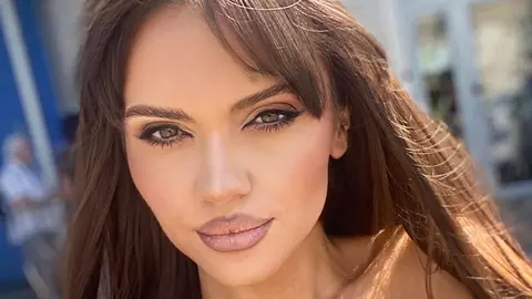 O altă vedetă a renunțat la părul lung! Cristina Șișcanu, schimbare dramatică de look!