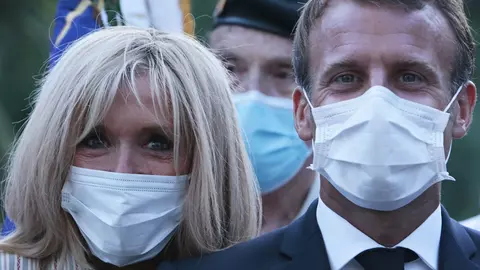 Brigitte Macron, siluetă trasă prin inel în costum de baie, la 67 de ani