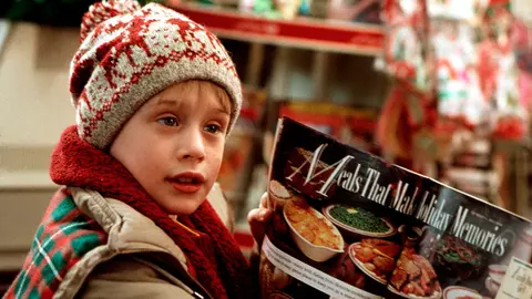Macaulay Culkin din „Singur acasă'' a împlinit 40 de ani! 10 lucruri pe care sigur nu le știai despre actor
