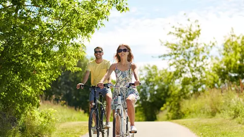 Alergare vs. mersul pe bicicletă. Ce alegem?