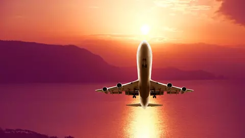 (P) Aerotravel anunță că din 1 noiembrie turiștii români se pot îmbarca pe navele de croazieră