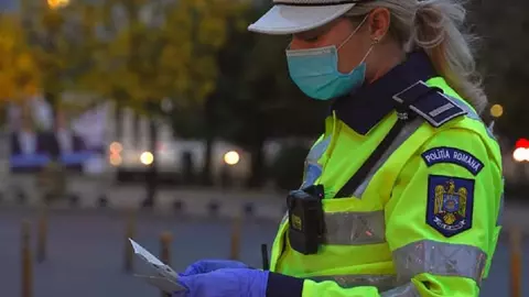 Amenda uriașă primită de un șofer care a aruncat chiștocul de la țigară pe geamul mașinii. ”Dumneavoastră vorbiți serios?”