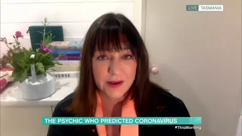 Ce se va întâmpla cu adevărat în următoarele șase luni? Un renumit astrolog britanic care a prezis pandemia de coronavirus spune că se va încheia anul viitor
