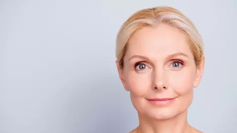 Cinci vitamine obligatorii după 60 de ani