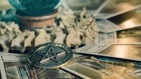 Horoscop 2 noiembrie. Stres și insomnie pentru nativii unei zodii