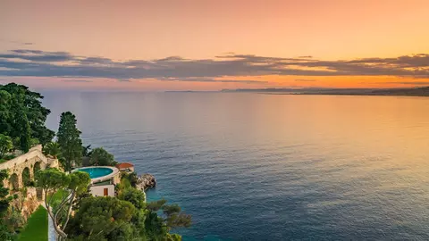 Casa lui James Bond! Cum arată vila mega-luxoasă în care a trăit Sean Connery?