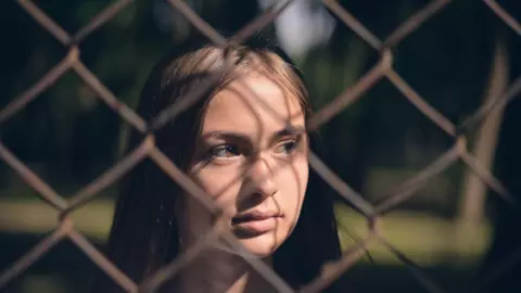 "Lara”, primul serial românesc, difuzat de Neflix din 10 decembrie. Iuliana Beregoi este protagonista!
