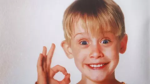Cum arată Macaulay Culkin după 30 de ani de la primul film „Singur acasă”?