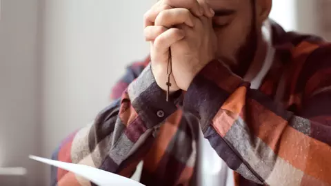 Un tânăr a cerut un sfat duhovnicesc, iar arhiepiscopul Sucevei şi Rădăuţilor i-a publicat mărturisirea