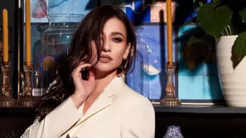 Claudia Pătrășcanu a renunțat la make-up! Cum arată vedeta nemachiată?