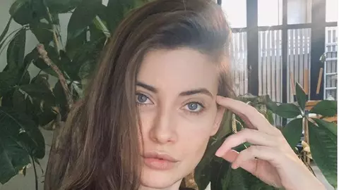 Iulia Albu, în lacrimi! Vedeta a trecut printr-o perioadă extrem de grea