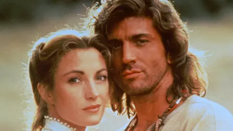 Cât de bine arată Jane Seymour și Joe Lando, actorii din Dr. Quinn!